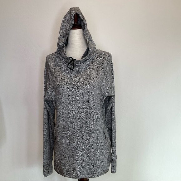 Lululemon Scuba Neck Hoodie Pullover Size 4 Heathered Black - Picture 3 of 12